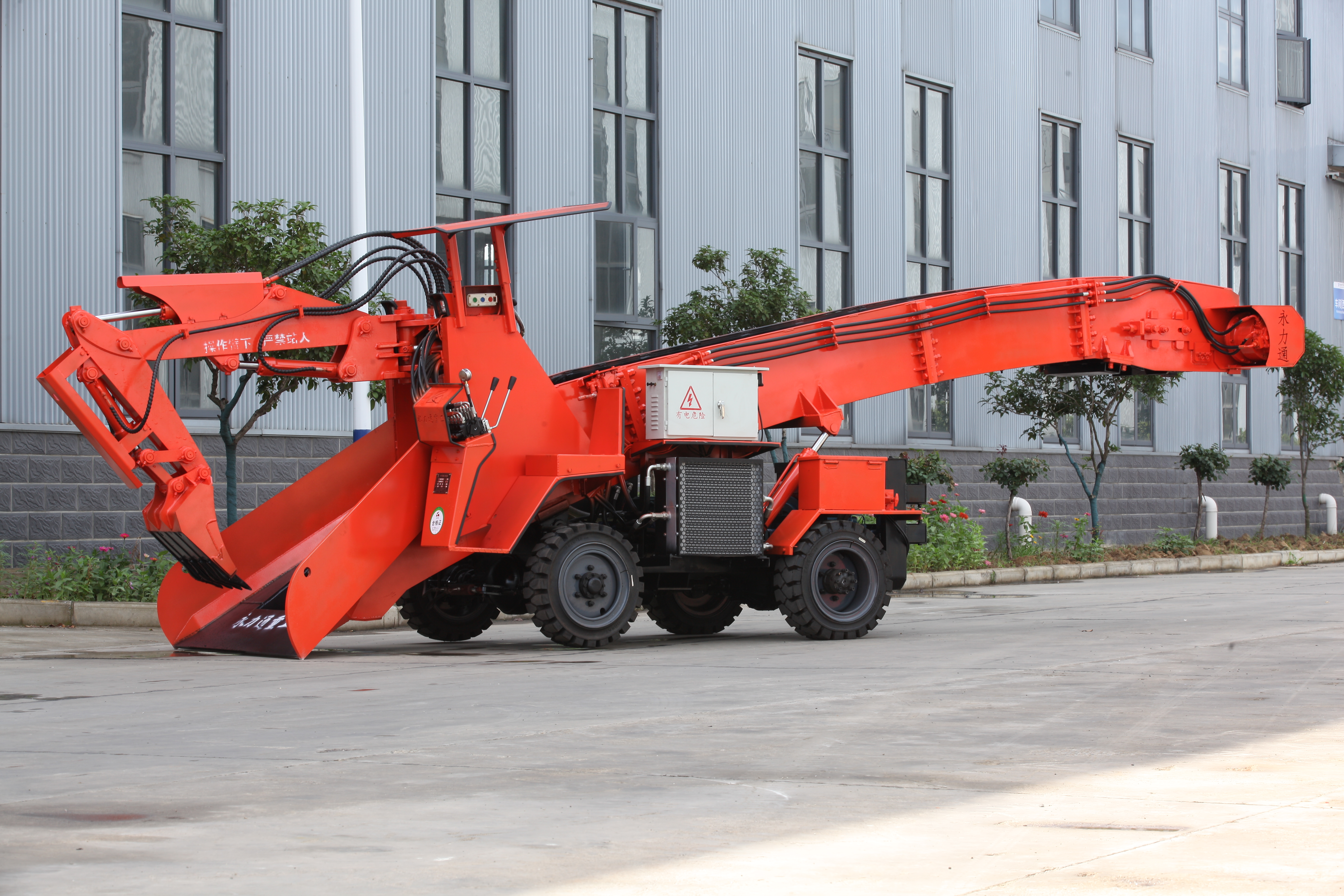 1.8米小斷面到3米以上，永力通斜井扒渣機(jī)總有適合你的型號(hào)