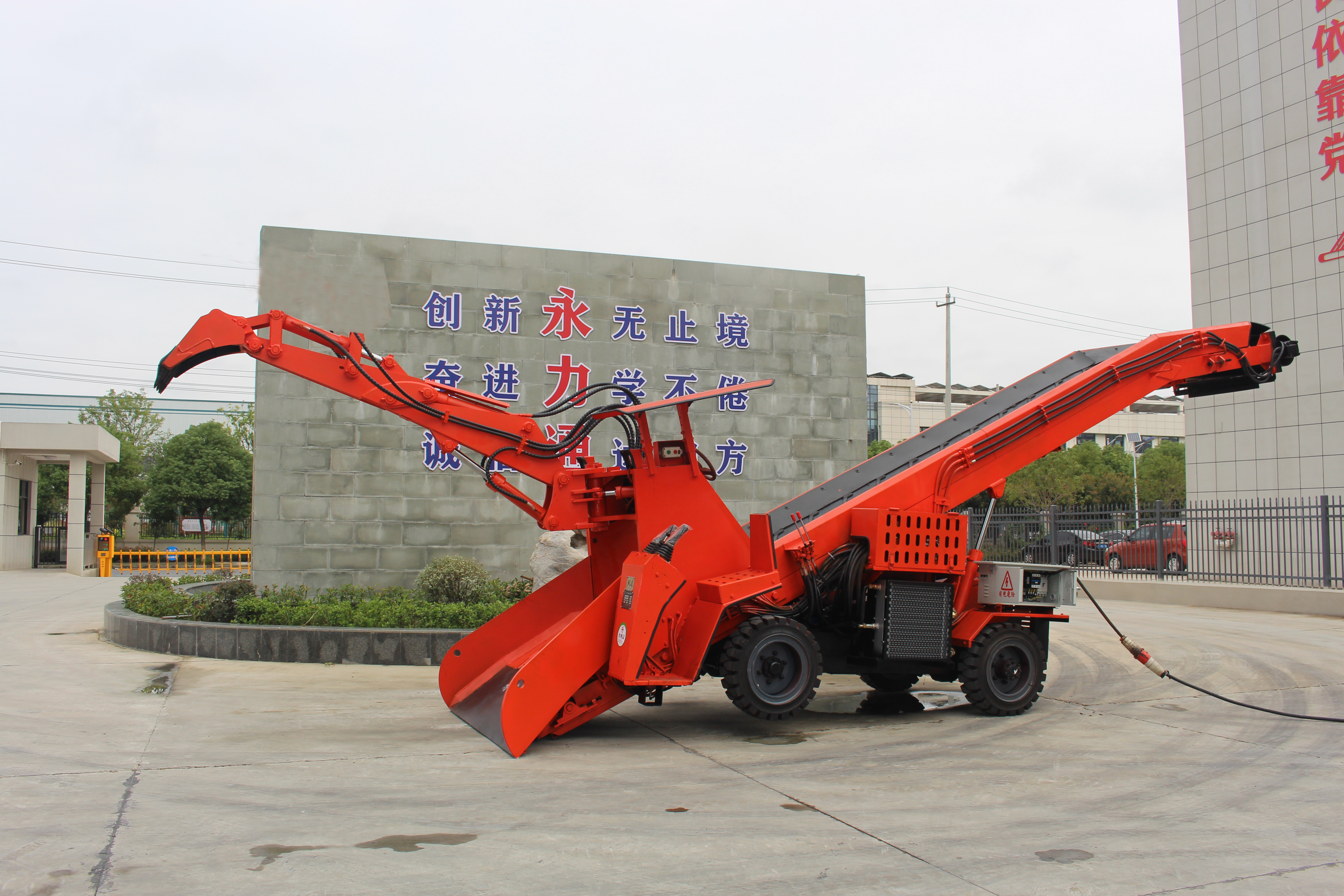 永力通礦用扒渣機，先試機后付款，就是這么自信