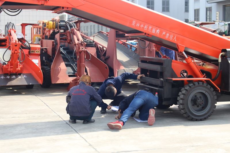 遙控+自動(dòng)繞線+破碎錘，永力通電動(dòng)扒渣機(jī)一機(jī)三用